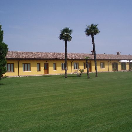 Agriturismo Le Case Di Campagna Dossobuono Exterior foto